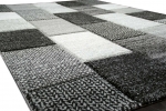 Preview: Designer Teppich Moderner Teppich Wohnzimmer Teppich Kurzflor Teppich mit Konturenschnitt Karo Muster Grau Weiß Schwarz