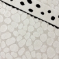 Preview: Kinderzimmer Spielzimmer Teppich mit fröhliche Giraffe Schadstofffrei in beige creme schwarz
