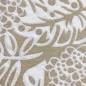 Preview: Recyclebarer Outdoor-Teppich mit tropischem Flair in beige