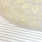 Preview: Orientalischer Designerteppich mit glänzendem Ornament in weiß-gold