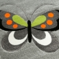 Preview: Kinderzimmer-Teppich mit niedlichen Schmetterlingen in grau