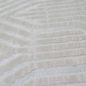 Preview: Schlichter Designerteppich dezent gemustert in creme