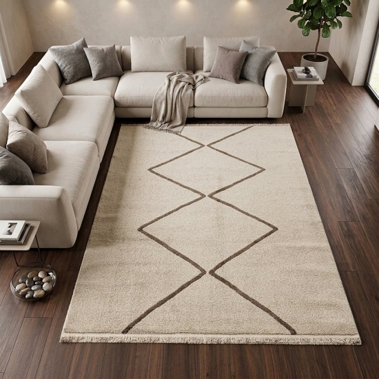 Kurzflor Teppich Creme Braun mit geometrischem Rautenmuster und Fransen