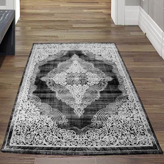 Orientalischer Teppich mit wunderschönen Verzierungen creme
