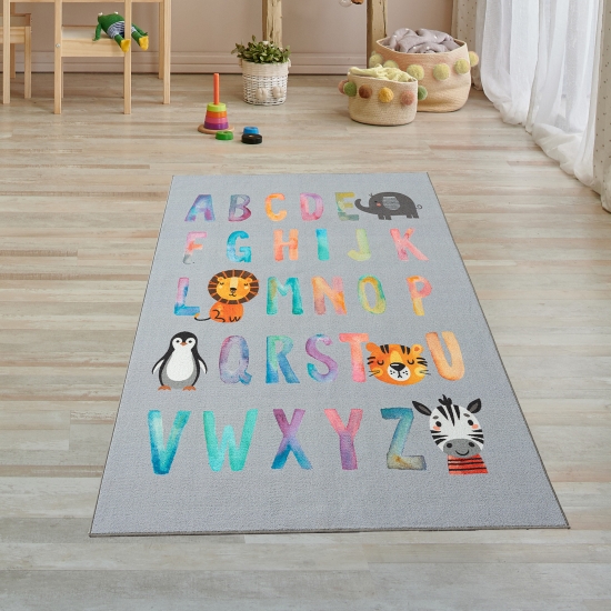 Kinderteppich mit Buchstaben Alphabet in bunten Farben grau