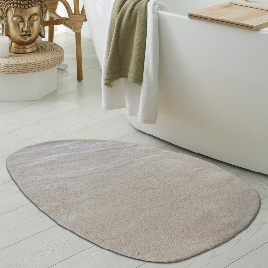 Ovaler Badezimmer Teppich – schön weich – in beige