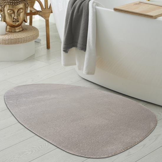 Ovaler Badezimmer Teppich – schön weich – sand