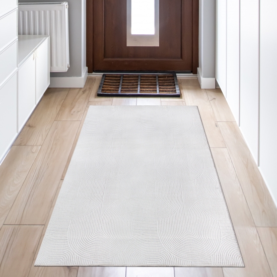 Kuschliger Teppich mit schönem Linienmuster in weiß