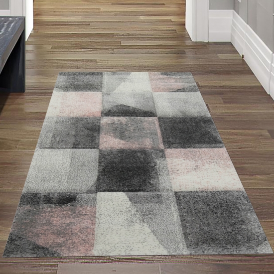 Preview: Wohnzimmer Teppich mit abstraktem Karomuster in grau rosa creme Preview: Wohnzimmer Teppich mit abstraktem Karomuster in grau rosa creme