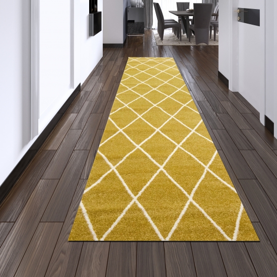 Preview: Teppich Skandinavischer Stil Wohnzimmer Rautenmuster - pflegeleicht - gold creme weiß Preview: Teppich Skandinavischer Stil Wohnzimmer Rautenmuster - pflegeleicht - gold creme weiß