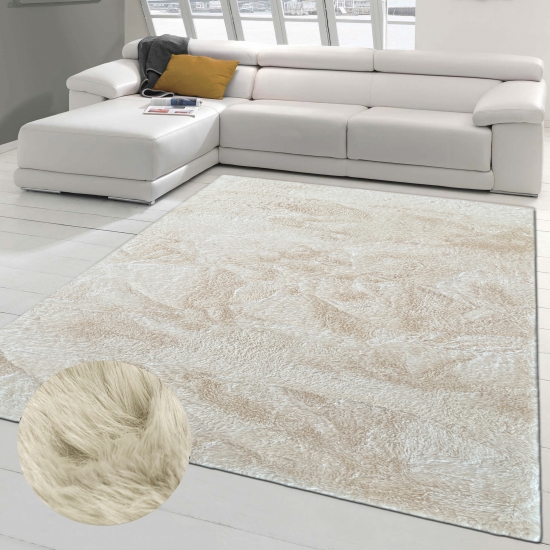 Weicher Teppich Schlafzimmer – flauschig – beigefarben