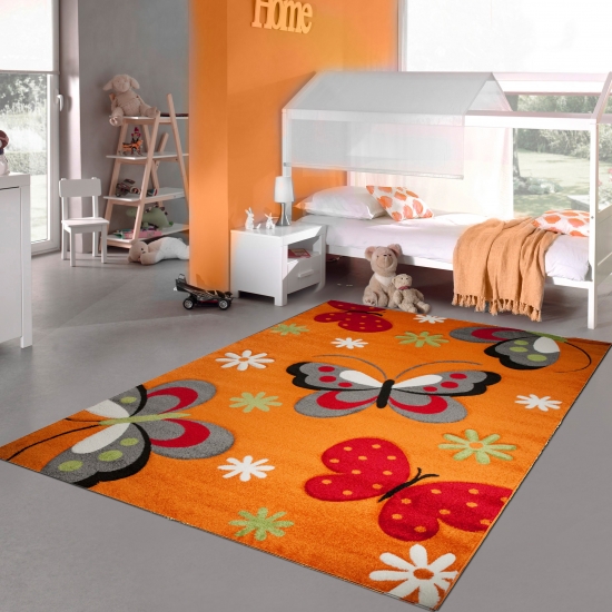 Bunter Schmetterlings-Teppich für Kinderzimmer in orange rot