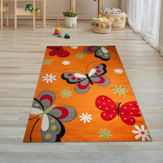 Bunter Schmetterlings-Teppich für Kinderzimmer in orange rot