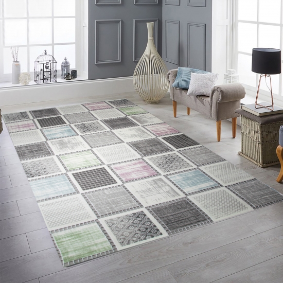 Preview: Moderner Kurzflorteppich mit grafischem Patch-Design Grau mit dezenten Farbakzenten Preview: Moderner Kurzflorteppich mit grafischem Patch-Design Grau mit dezenten Farbakzenten