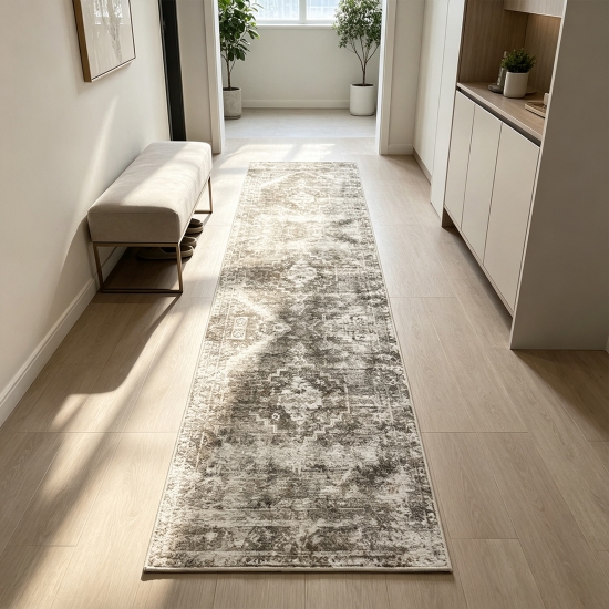 Preview: Beiger Teppich mit Vintage-Medaillon und floralen Details für Wohnräume