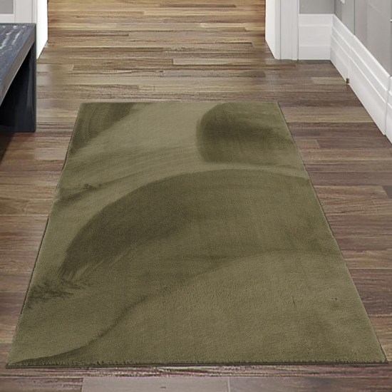 Preview: Teppich grün samtig weich Hasenfell-Optik mit sanftem Glanz