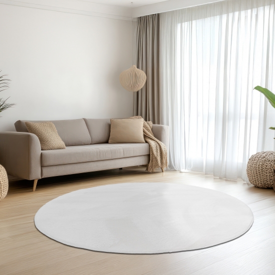 Preview: Teppich weiß samtig weich Hasenfell-Optik mit sanftem Glanz