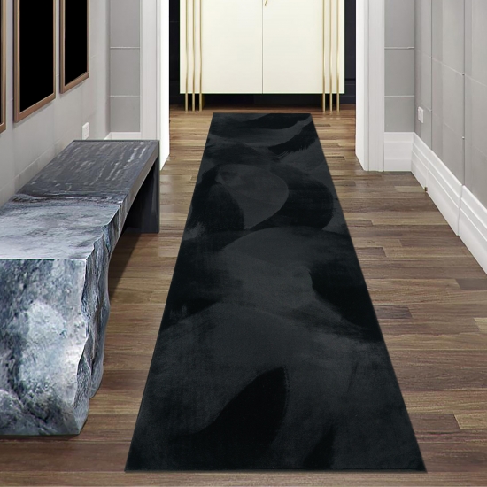 Preview: Teppich schwarz samtig weich Hasenfell-Optik mit sanftem Glanz