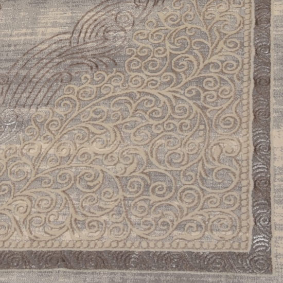 Orientalischer Teppich mit Bordüre in dezentem Farbton sand