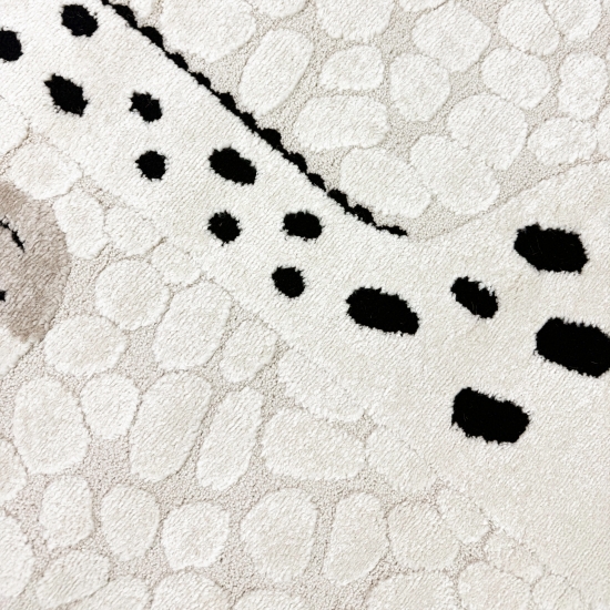 Kinderzimmer Spielzimmer Teppich mit fröhliche Giraffe Schadstofffrei in beige creme schwarz