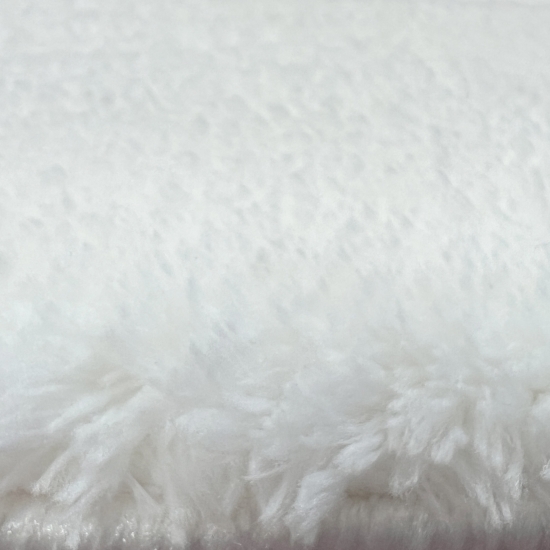 Schön weich-flauschiger Teppich „bezaubernd“ in schneeweiß