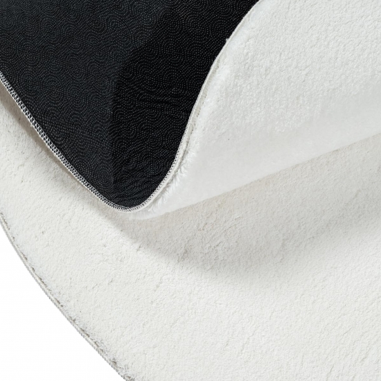 Teppich Shape in moderner Freiform flauschig weich Creme