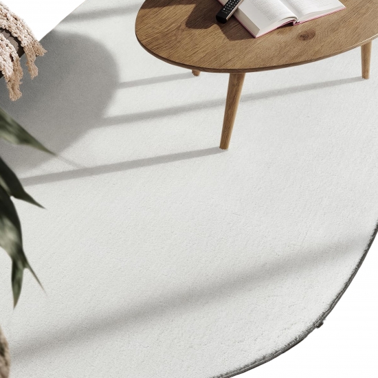 Teppich Shape in moderner Freiform flauschig weich Creme
