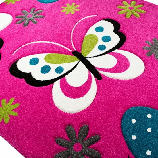 Lebhafter Schmetterling-Teppich für Kinderzimmer in pink