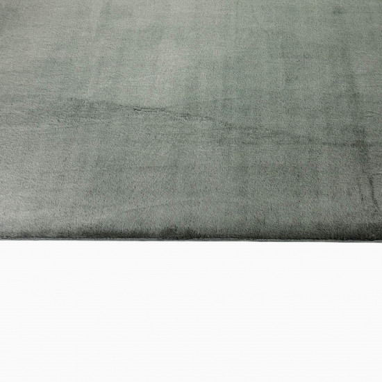 Teppich Salbeigrün mit Antirutsch-Rücken und weicher Oberfläche