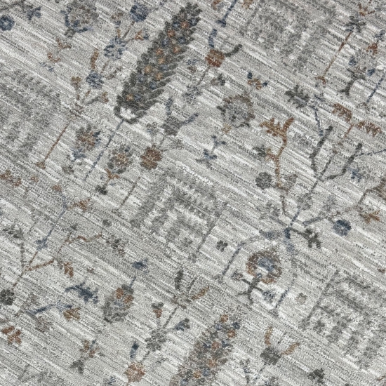 Teppich Creme mit floraler Ornamentik, Fransen und modernem Design