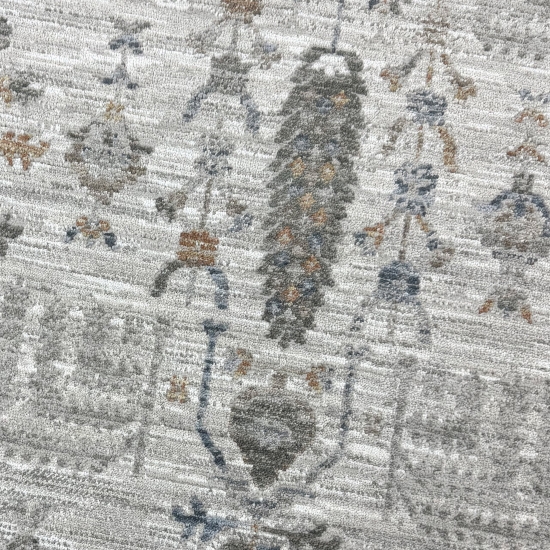 Teppich Creme mit floraler Ornamentik, Fransen und modernem Design