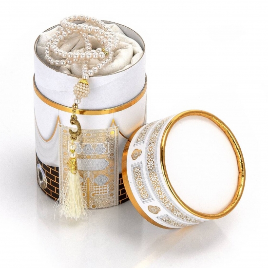 Preview: Gebetsteppich Taftstoff Weiß mit Geschenkbox und Gebetskette – stilvoll dekorativ 65 x 110 cm