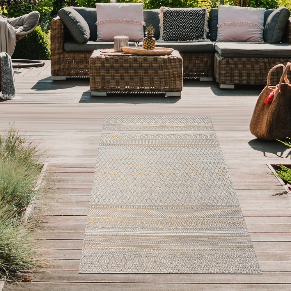 In- & Outdoorteppich im Ethno-Design – Modernes Rauten-Muster in Beige-Gelb