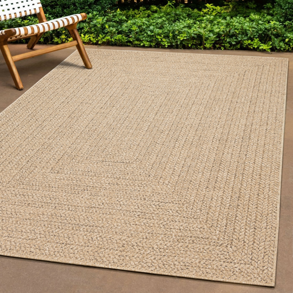 Wendbarer Outdoor-Teppich im Ethno Design in beige