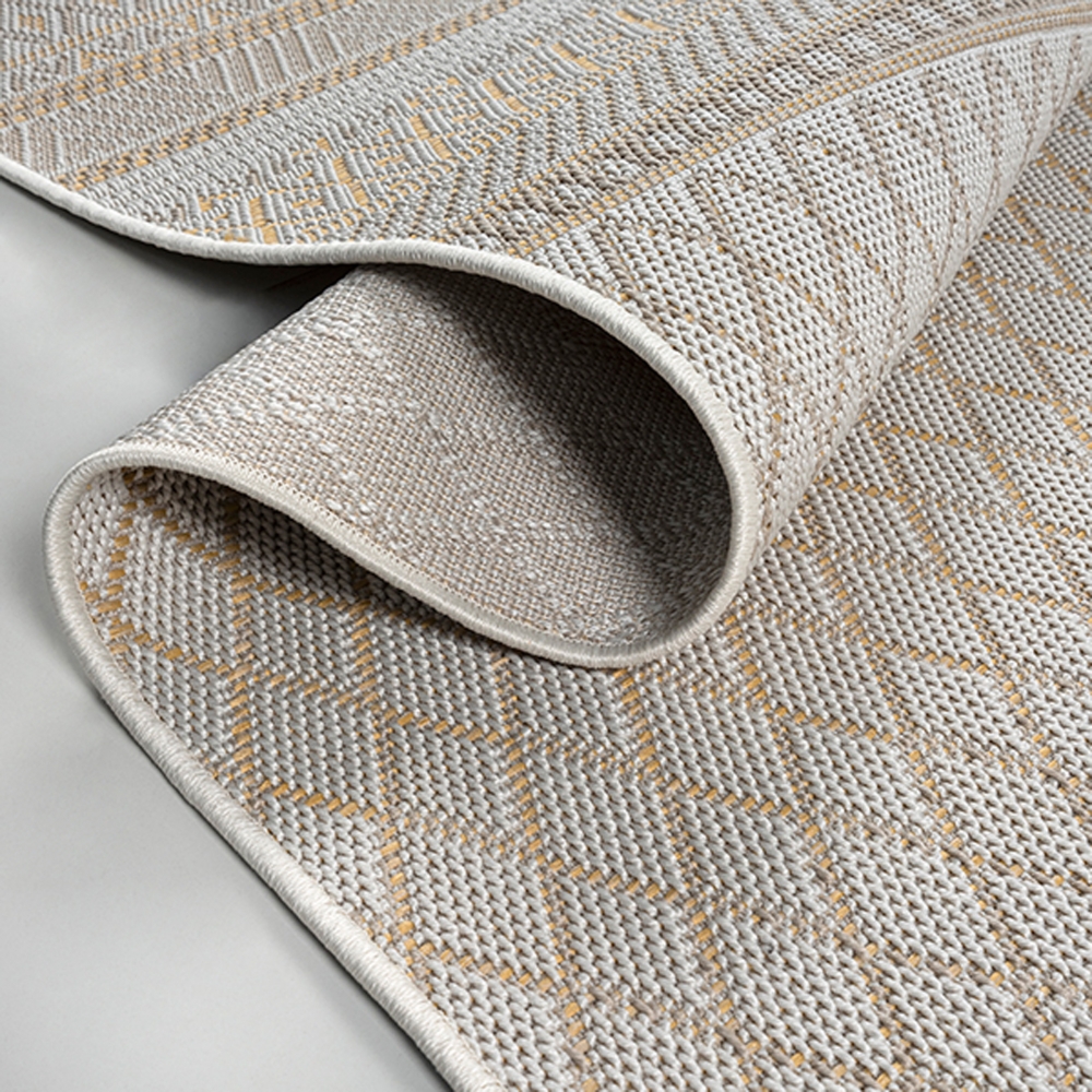 In- & Outdoorteppich im Ethno-Design – Modernes Rauten-Muster in Beige-Gelb