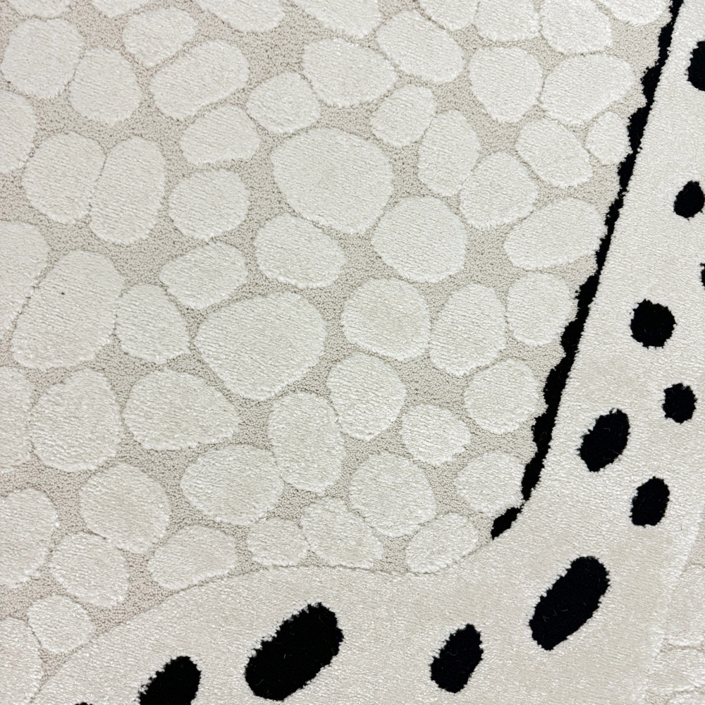 Kinderzimmer Spielzimmer Teppich mit fröhliche Giraffe Schadstofffrei in beige creme schwarz