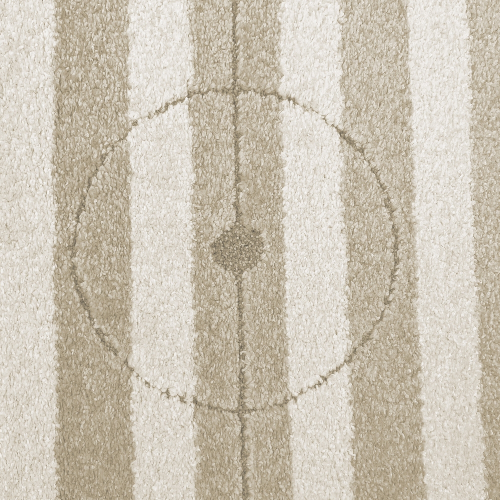 Kinderzimmerteppich weich robust gestreiftes Fussballfeld in creme beige
