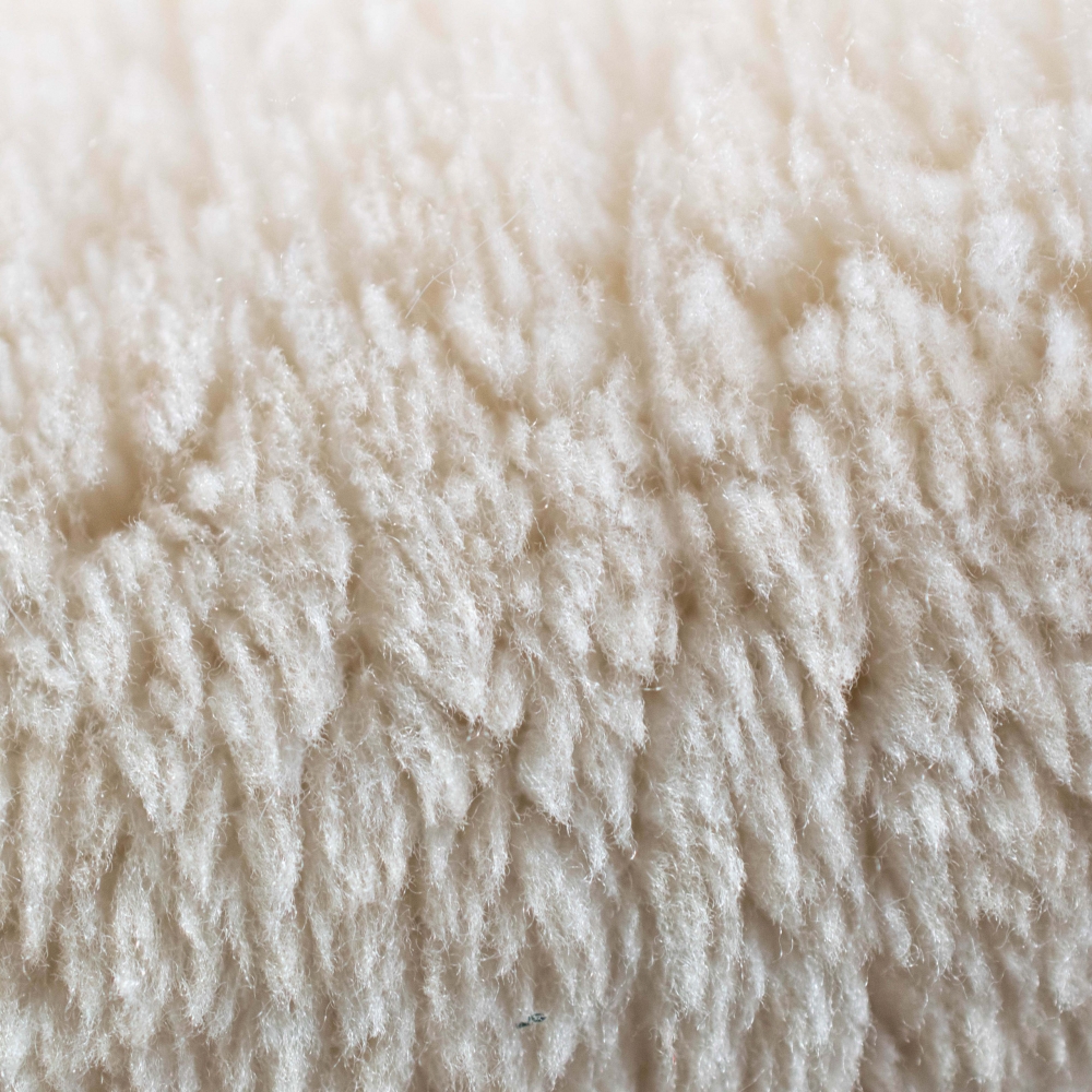 Ovaler Badezimmer Teppich – schön weich – in beige