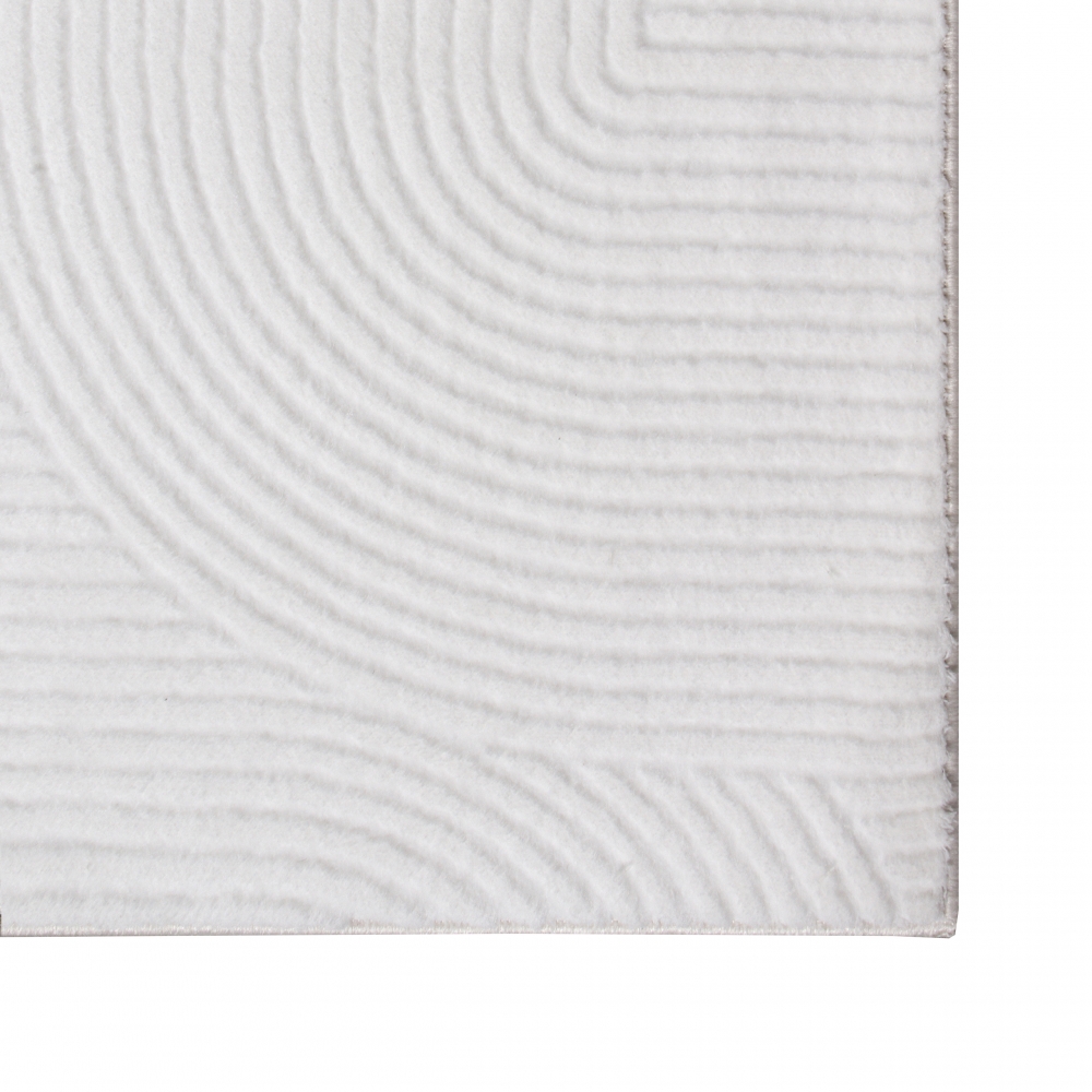 Kuschliger Teppich mit schönem Linienmuster in weiß