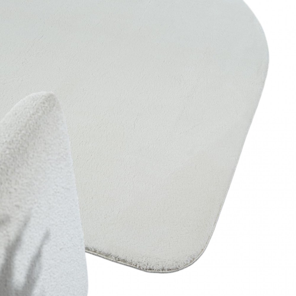 Teppich Shape in moderner Freiform flauschig weich Creme