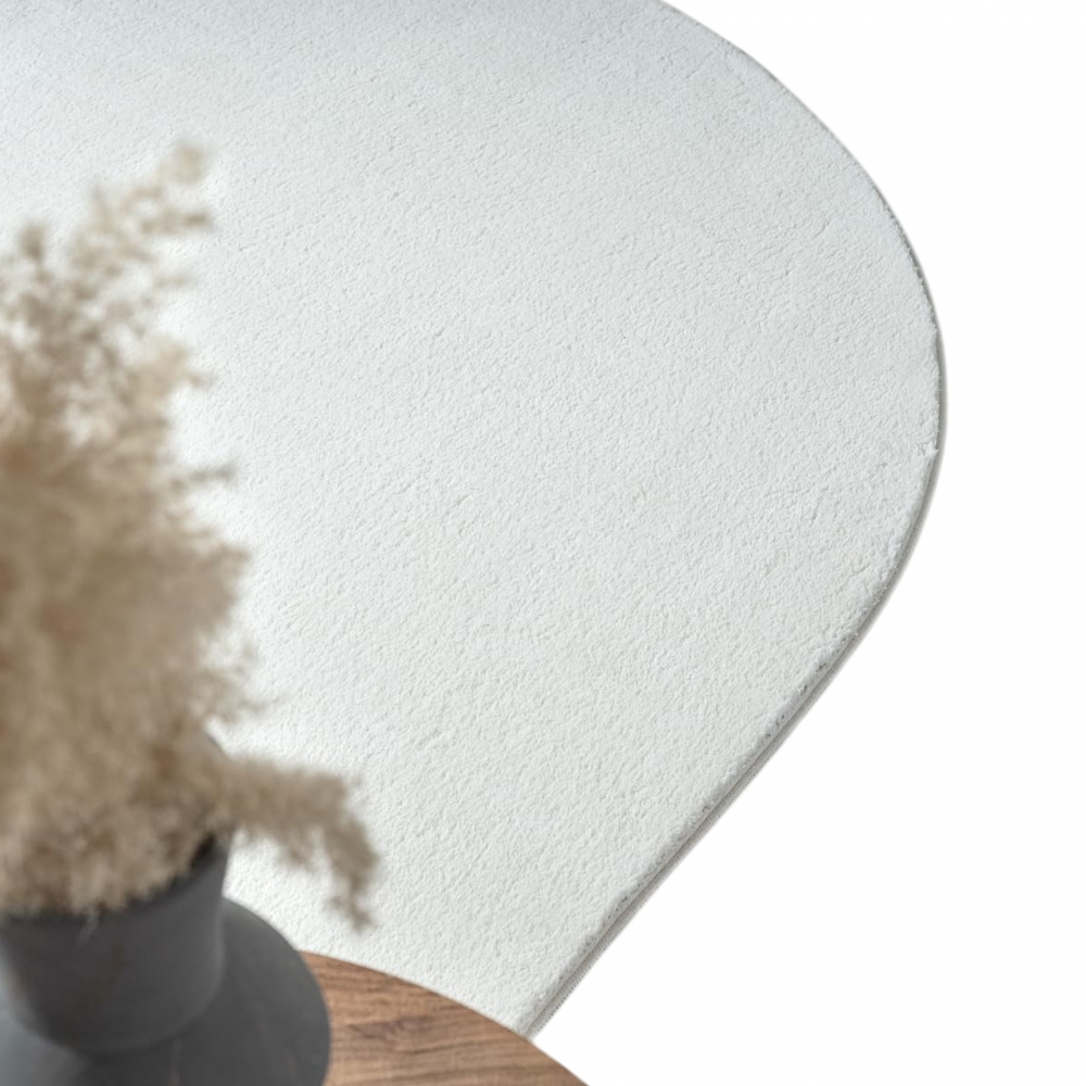 Teppich Shape in moderner Freiform flauschig weich Creme