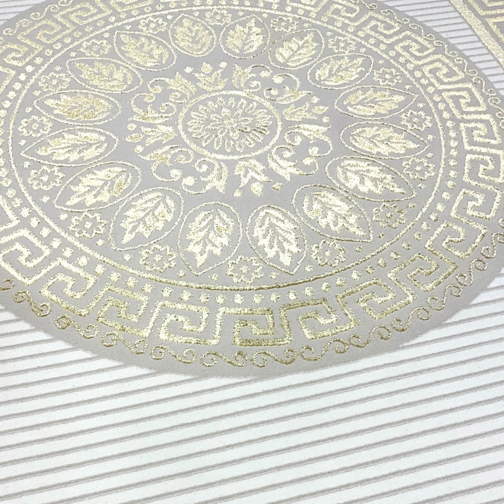 Orientalischer Designerteppich mit glänzendem Ornament in weiß-gold