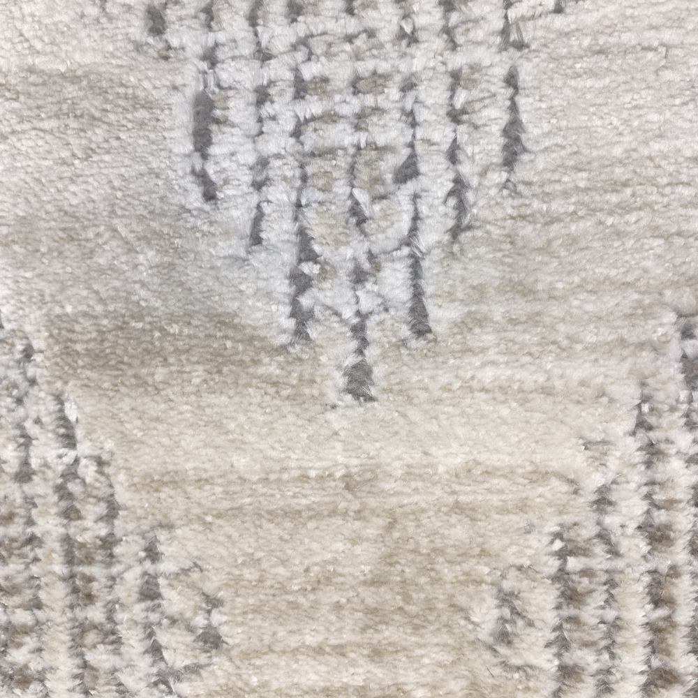 Schlafzimmer Teppich – schlichtes Rautenmuster – in creme