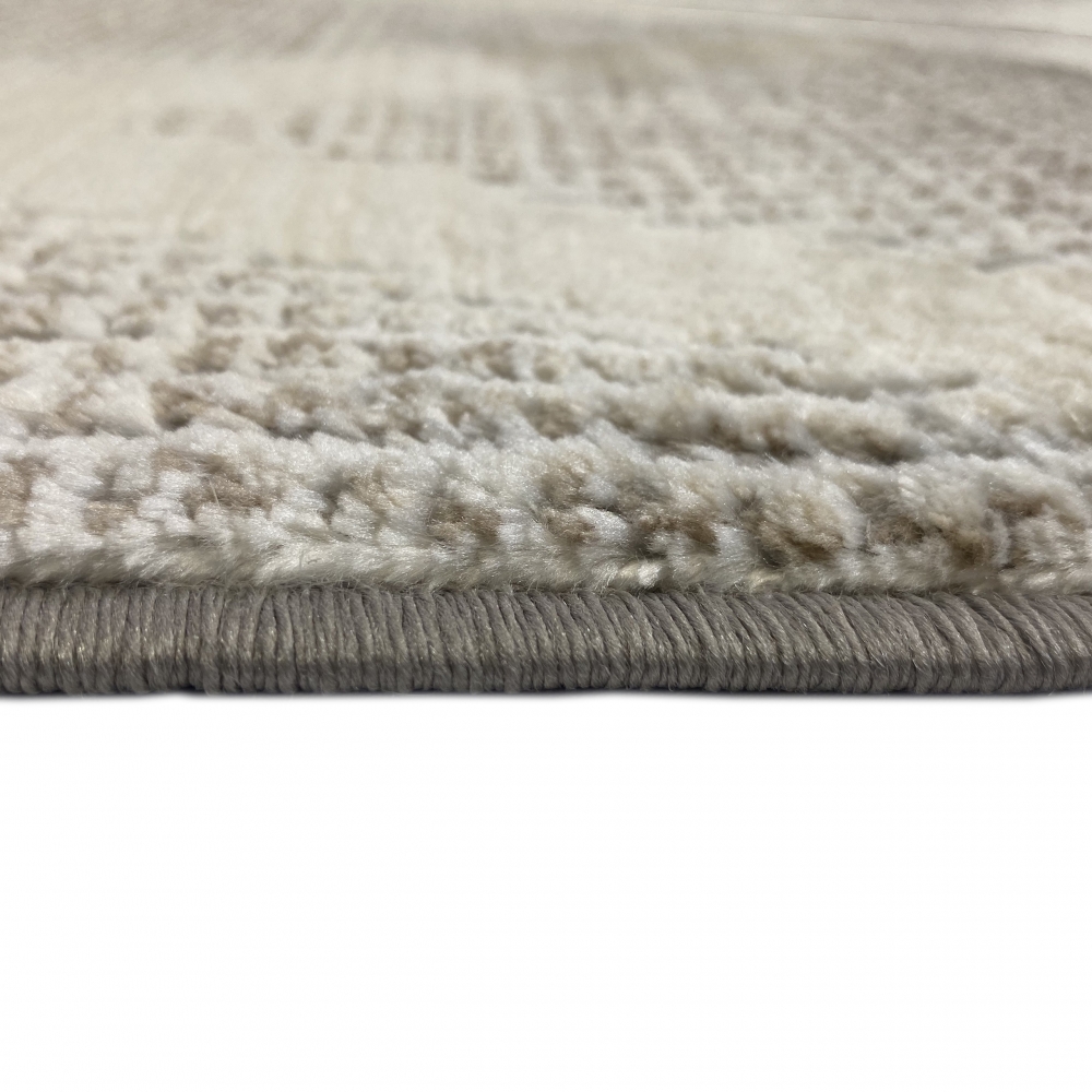 Schlafzimmer Teppich – schlichtes Rautenmuster – in creme