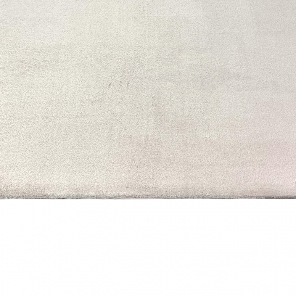Teppich Creme mit Antirutsch-Rücken und weicher Oberfläche