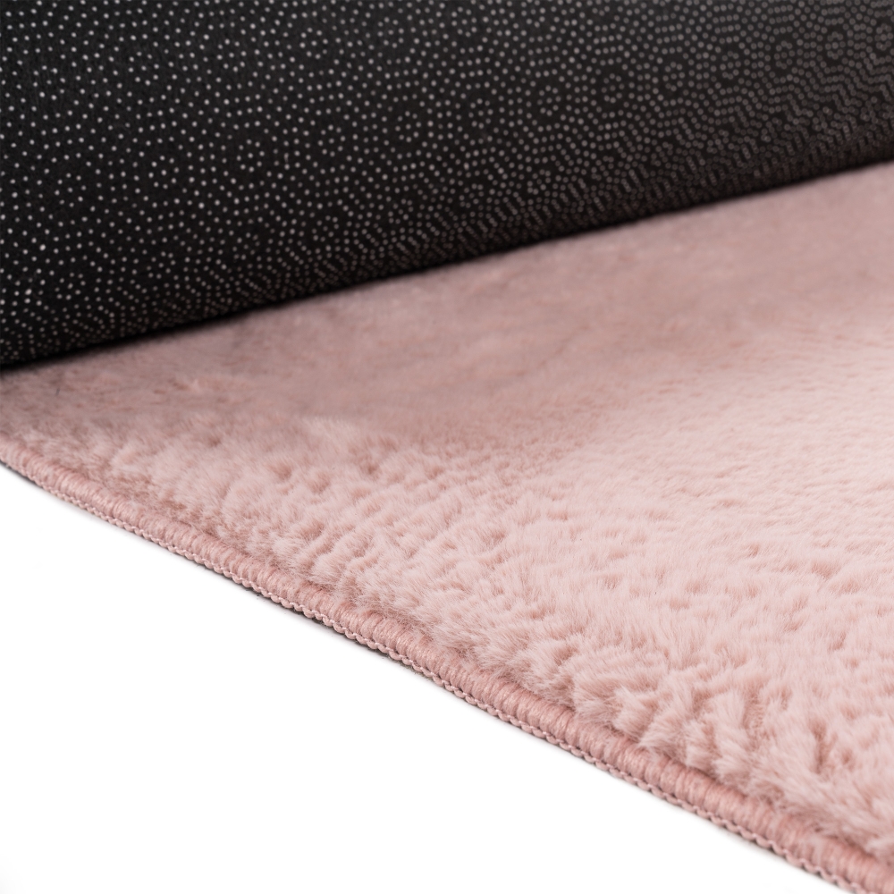 Teppich rosa samtig weich Hasenfell-Optik mit sanftem Glanz