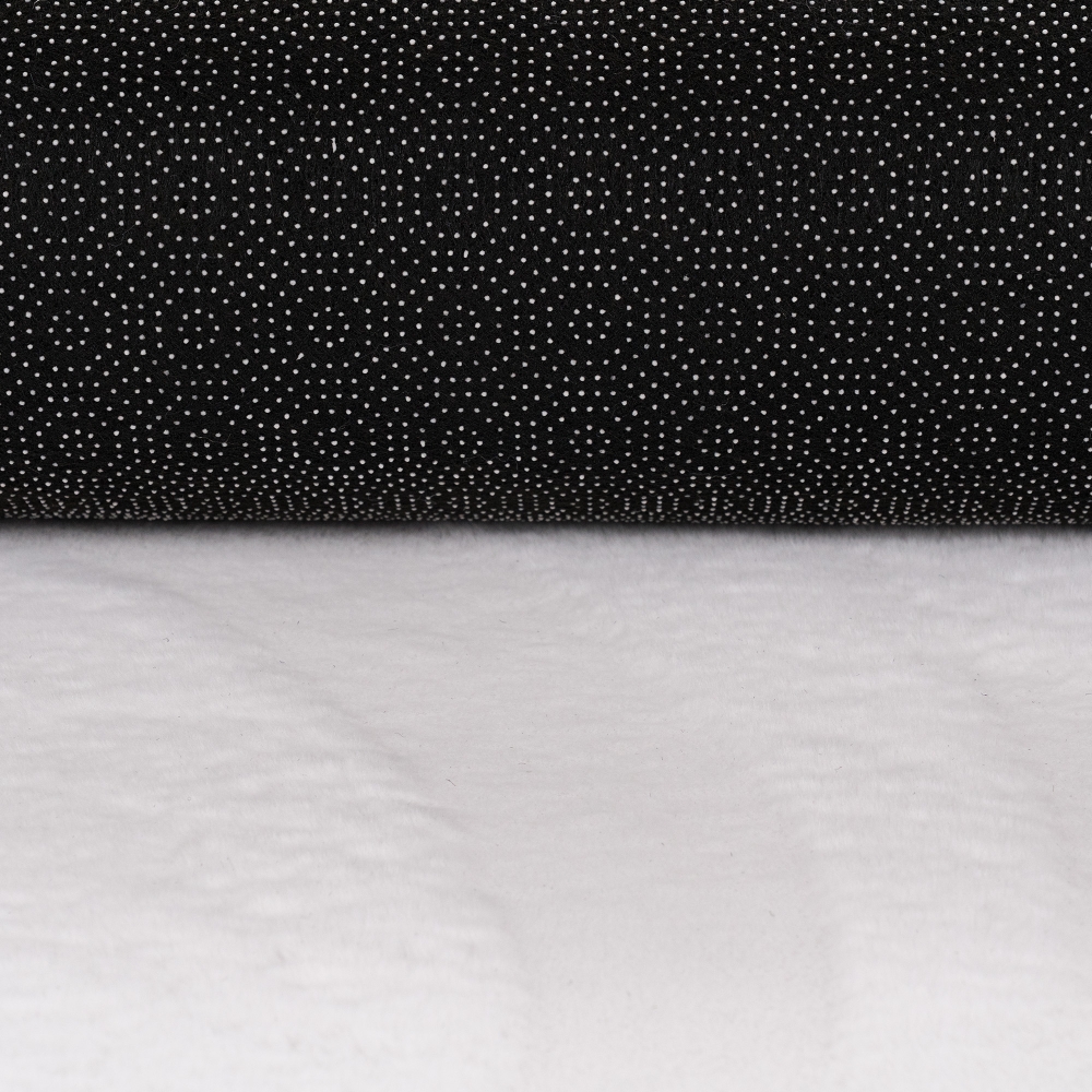 Teppich weiß samtig weich Hasenfell-Optik mit sanftem Glanz