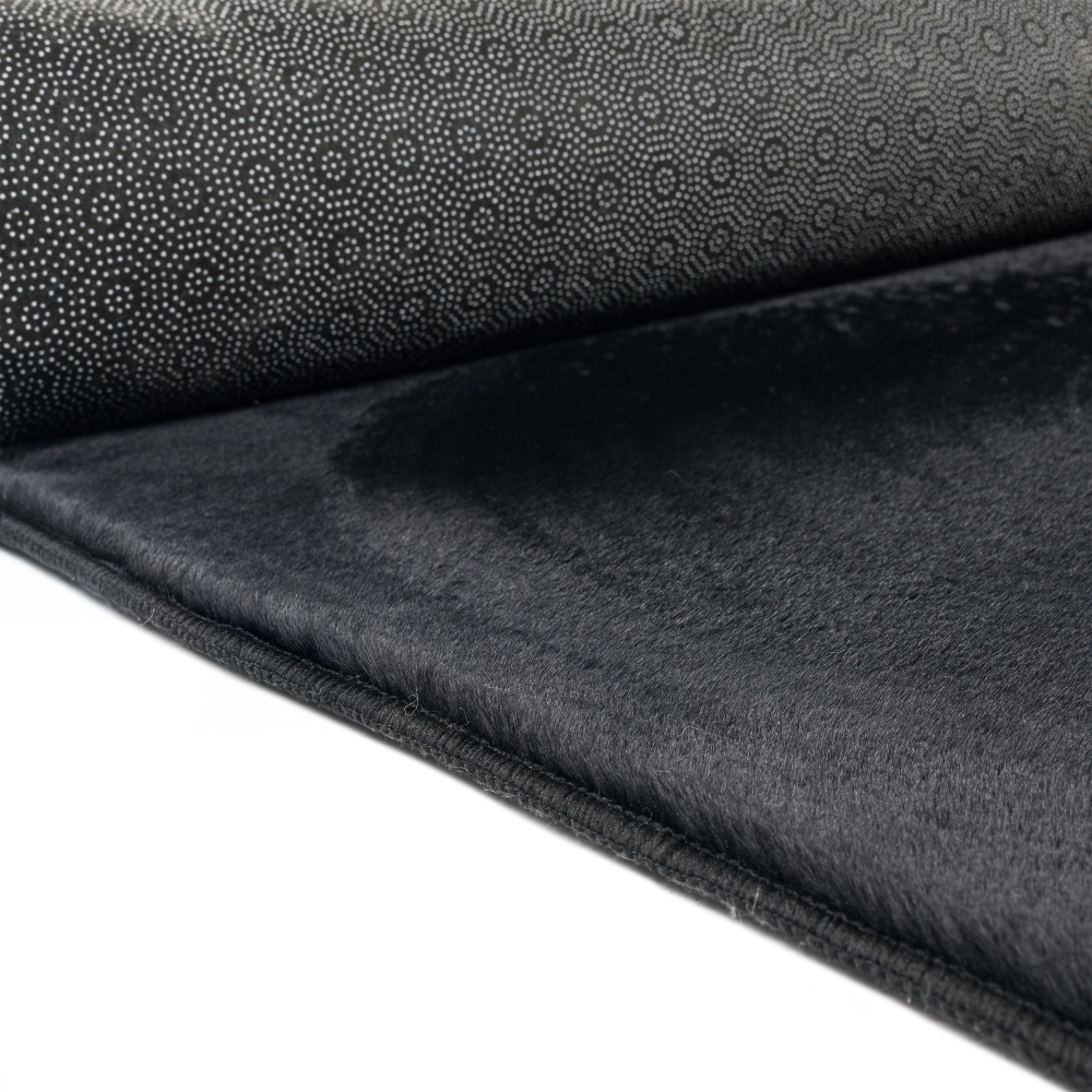 Teppich schwarz samtig weich Hasenfell-Optik mit sanftem Glanz